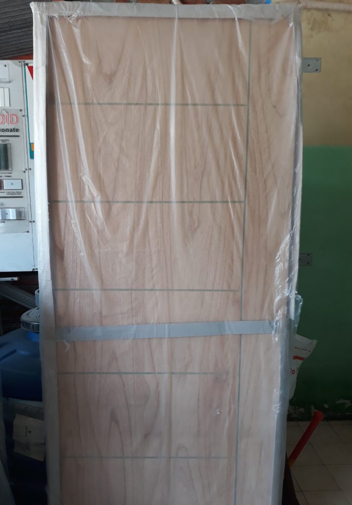 DOOR CORNER SOLID ENG MINDI
